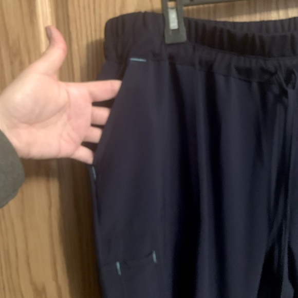 Scrubstar Men's Cargo Pants - Dark Blue - Picture 9 of 12